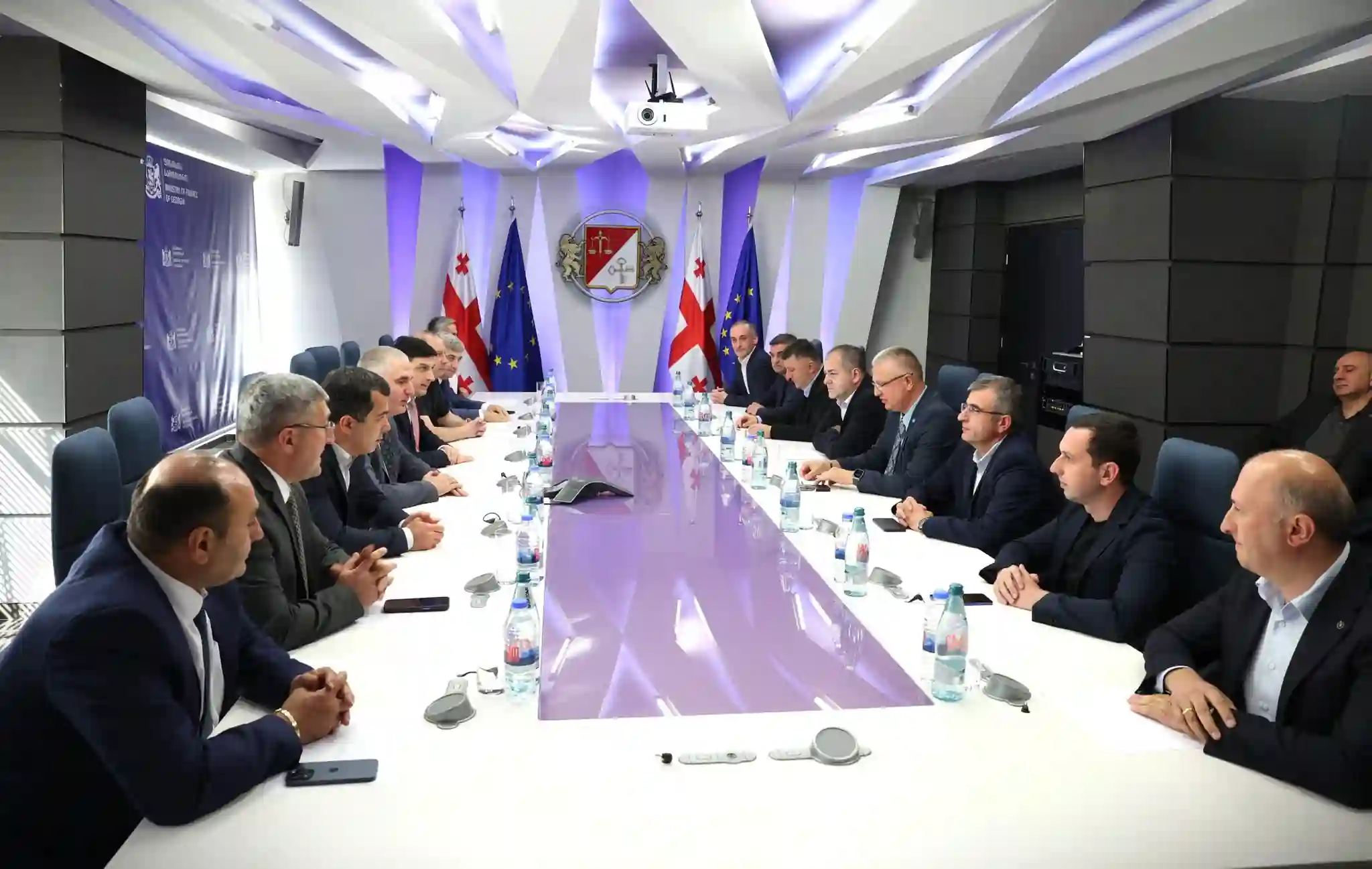 Georgia: Finance Minister introduces new revenue head, Irakli Beraia