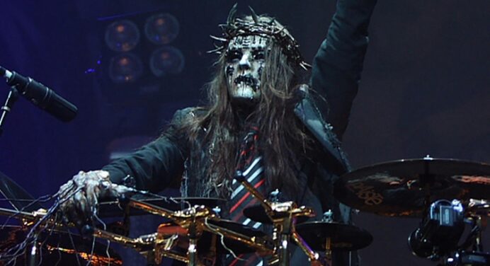 Joey Jordison the greatest drummer of the world.