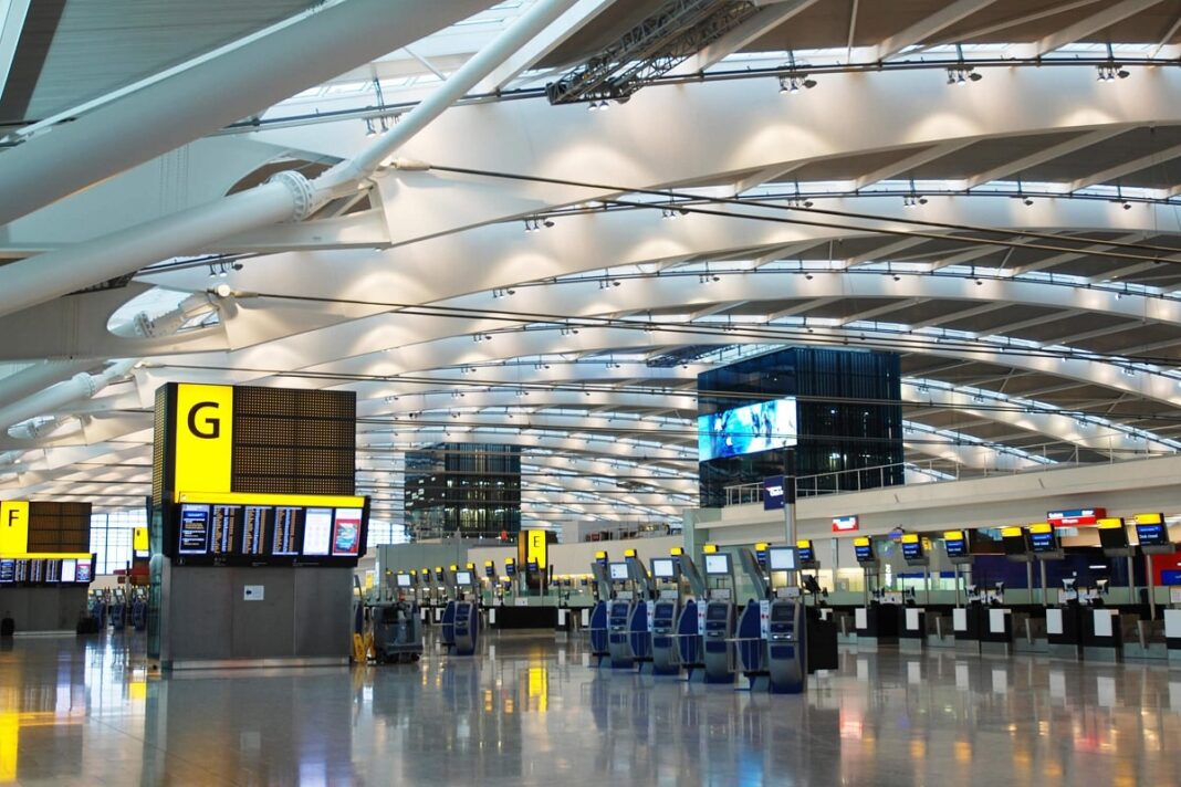 UK: Heathrow airport registers lowest passengers since 1972