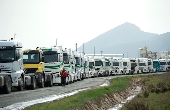 Spain: trucker strike sparks food supply chain tensions