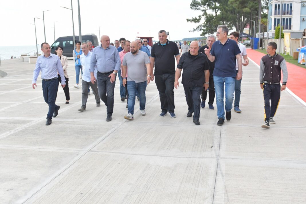 Georgia: Sozar Subari together with committee members inspects ongoing infrastructure projects in Guria region