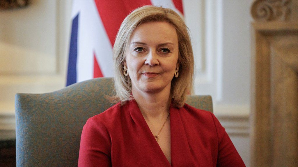 Liz Truss will fight for the British Prime Ministership
