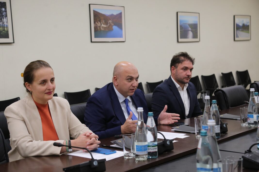Irakli Karseladze reviews the ongoing infrastructural projects running with World Bank's support