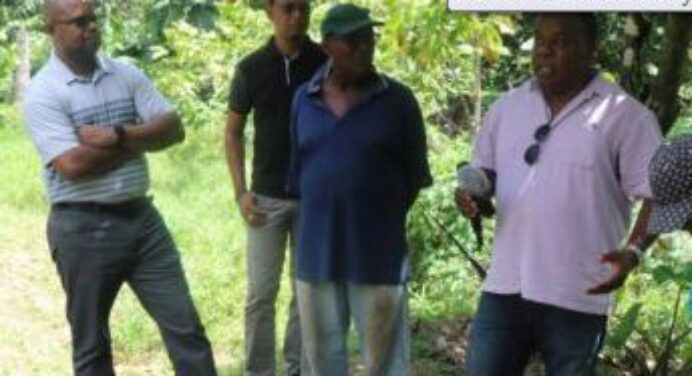 Dominica: Agriculture Minister Roland Royer holds dialogue with North Eastern farmers