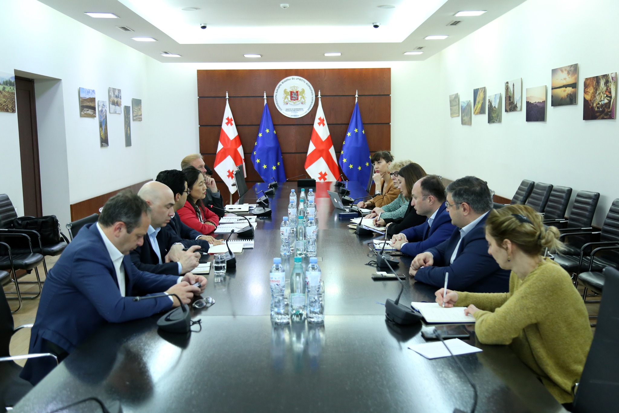 Georgia: Nino Tandilashvili meets Asian Development Bank representatives