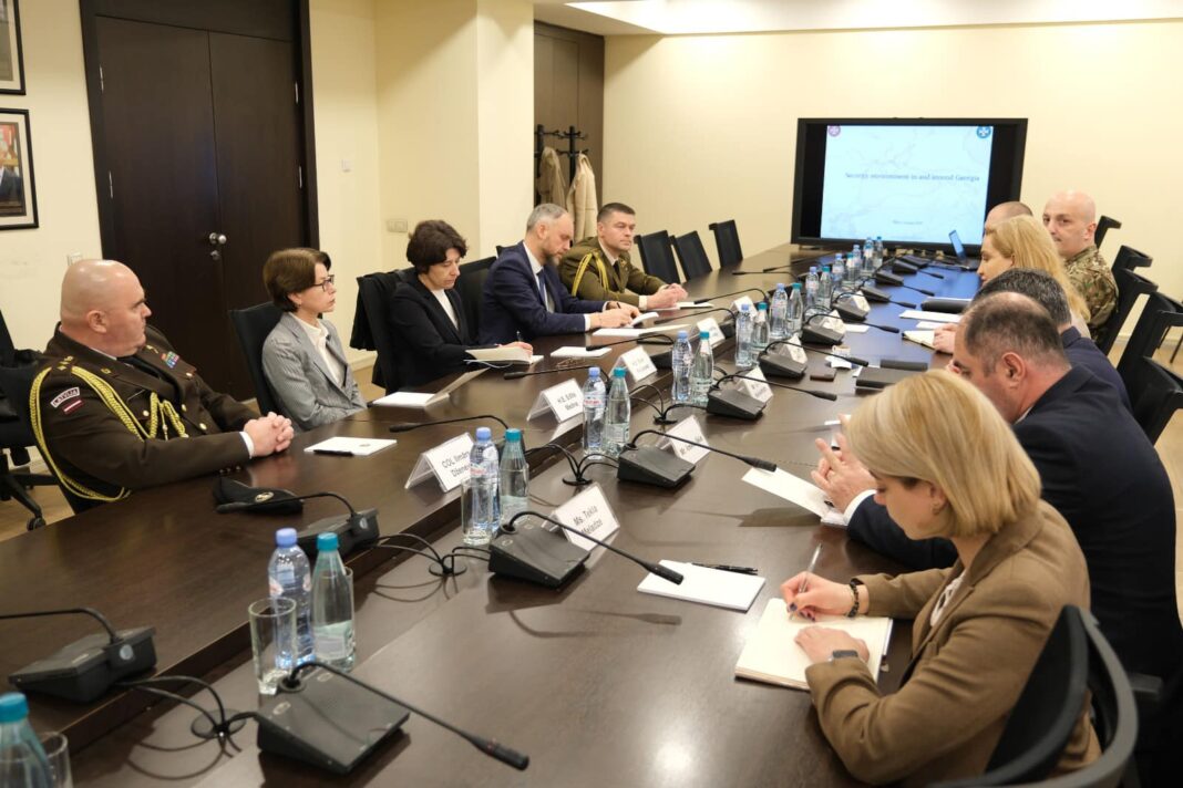 Georgia: Deputy Defense Minsiter Lela Chikovani meets Ambassadors of Lithuania, Latvia & Estonia