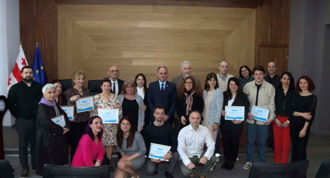 Georgia: GNERC Chairman awards participants of Energy Tourism Development course