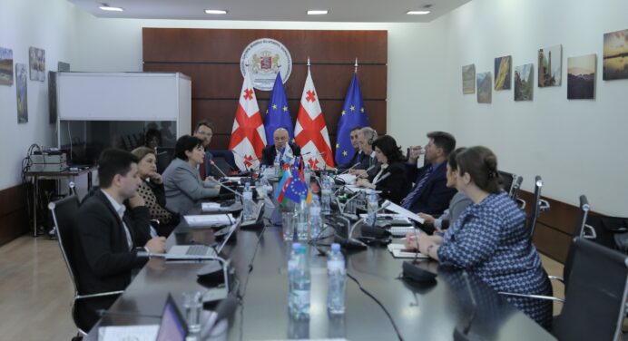 Founders meeting of Caucasus Regional Environmental Center stresses peace and stability in region
