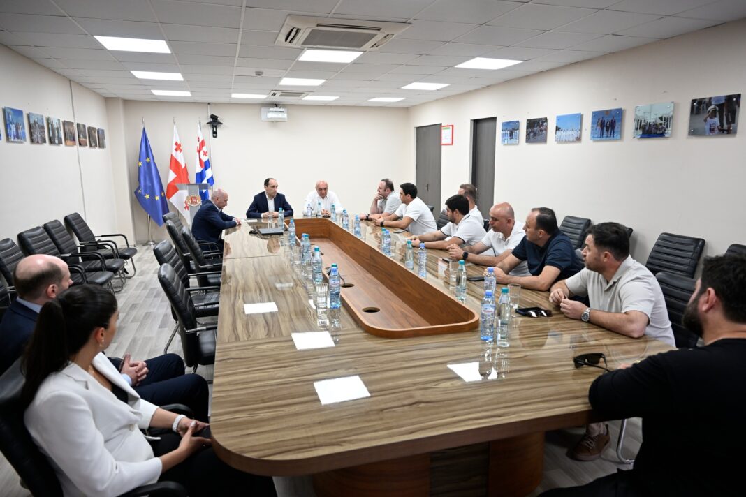 Georgia: Vice PM meets sailors and captains of long-distance shipping
