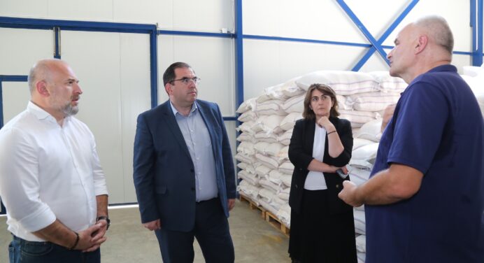 Georgia: Agriculture Ministry officials inspect grain storage enterprise in Samtredia