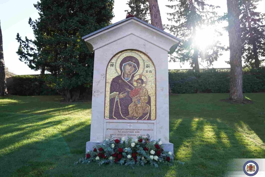 Georgia: Foreign Minister Lauds placement of god Iveria icon at Vatican credit:facebook/FM
