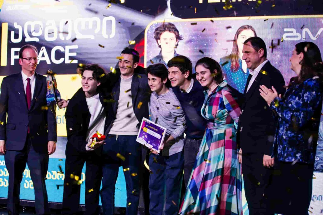 Young Georgian inventors win Millennium Innovation Award 