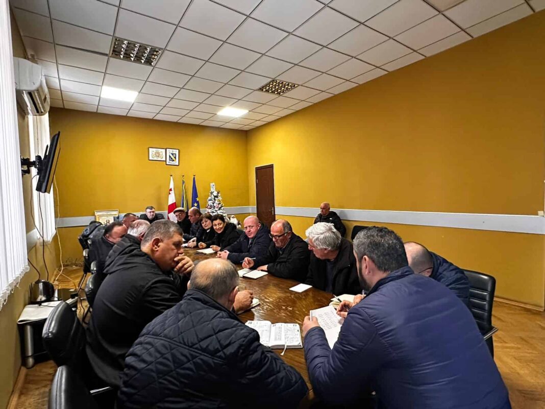 Chkhorotsku Municipality: Mayor and another representative of Municipality held a meeting credit: facebook