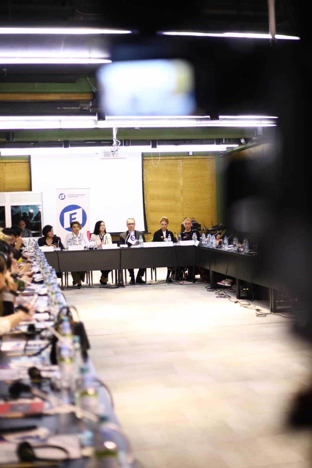 Presentation held at Georgia University on challenges to media credit: facebook/georgia university