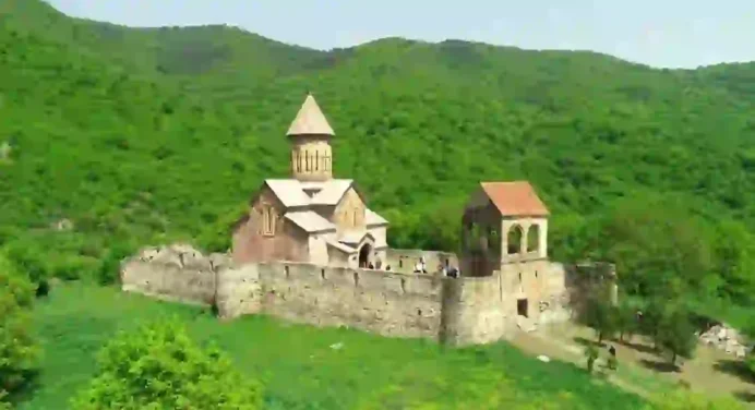 Tetritskaro Municipality organizes info-tour in Pitareti Monastery and Khuluti Castle Hall