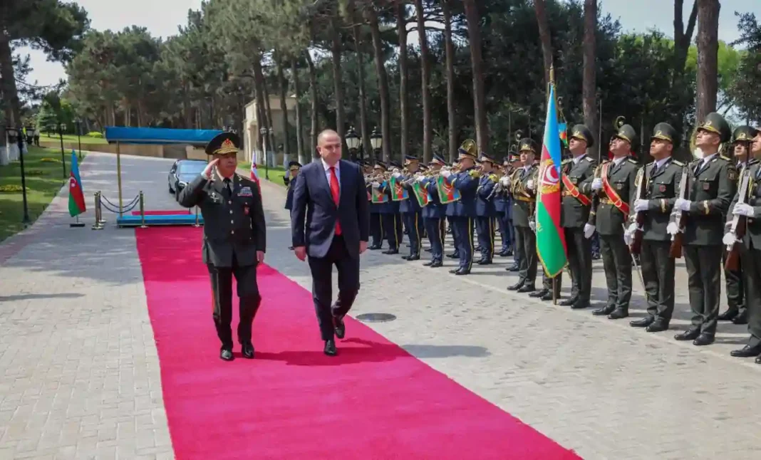 Georgian defense minister Irakli Chikovani officially visits Azerbaijan