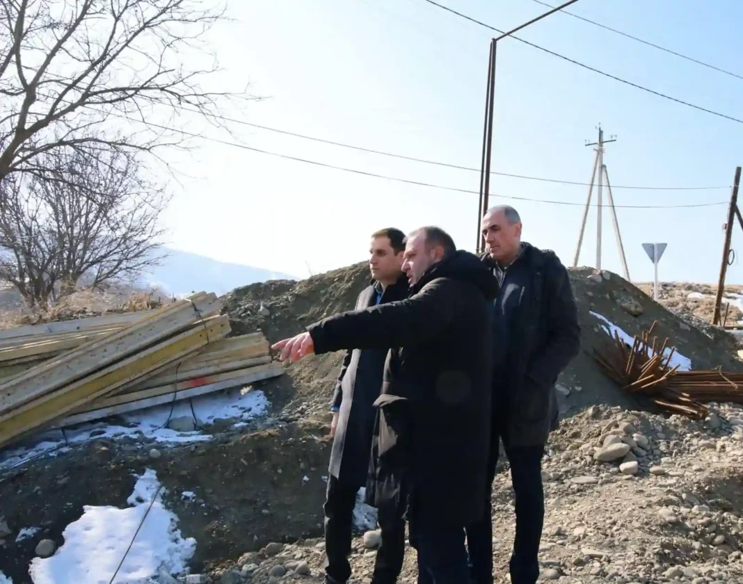 Samtskhe-Javakheti State Governor Besik Amiranashvili inspected the construction process